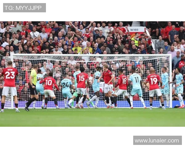 足球巨星激烈对决巅峰赛事争锋全明星阵容展现实力与风采